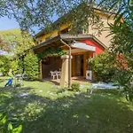 Cozy House With Shared Garden Bibione