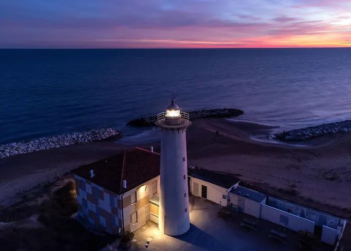Cozy House With Shared Garden *